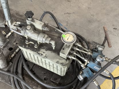 Hydraulic jack - Image 3