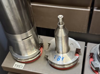 24 Stk. SK50 Werkzeugaufnahmen mit Werkzeugen - Image 18