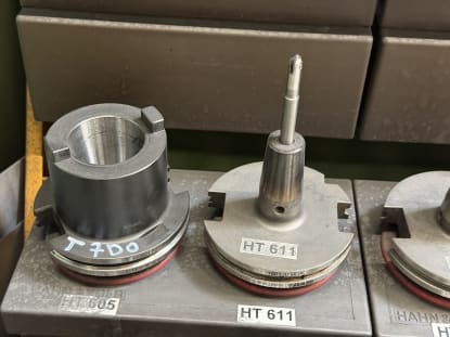 23 pcs. SK50 tool holders with tools - Image 4