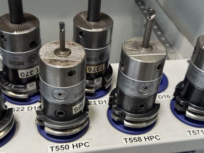 19 Stk. SK40 Werkzeugaufnahmen mit Werkzeugen - Image 15