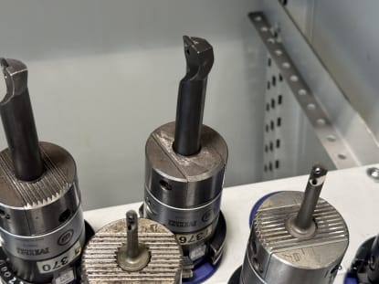 19 Stk. SK40 Werkzeugaufnahmen mit Werkzeugen - Image 16