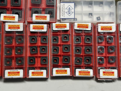 Lot of Indexable Inserts / Cutting Inserts - Image 12