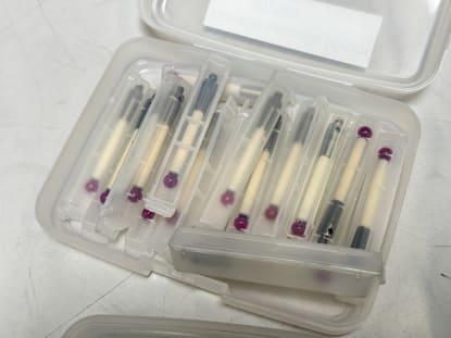 Batch of Contact Pins - Image 3