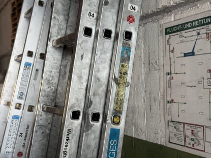 2 Multipurpose Ladders - Image 12