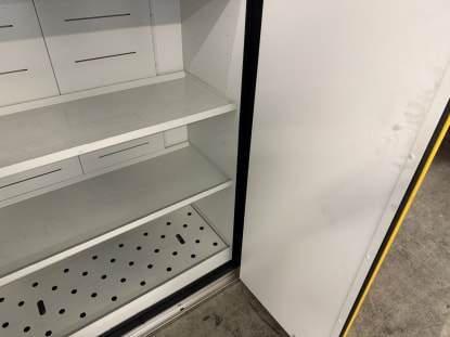 Safety Cabinet - Image 8