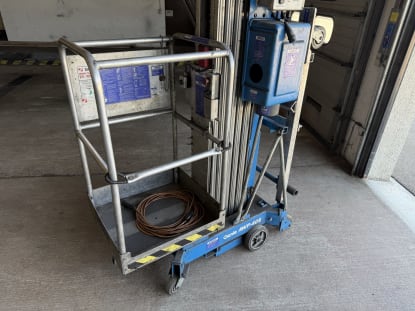Personnel Lift - Image 3