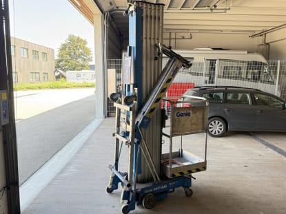 Personnel Lift - Image 19