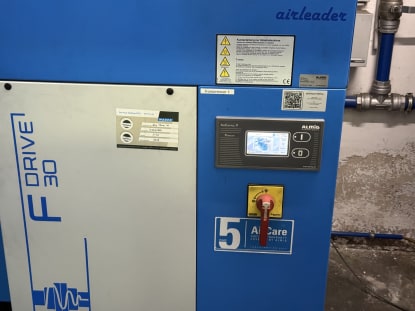 Screw Compressor + Refrigeration Dryer - Image 3