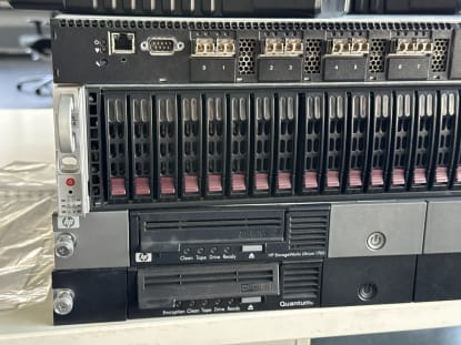 Posten Server und APC BackUPS - Image 5