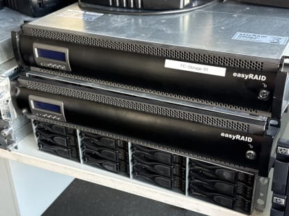Lot of Servers and APC BackUPS - Image 10