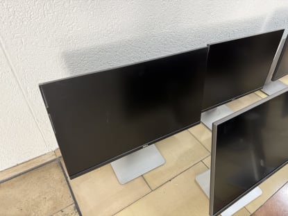 10 screens/monitors - Image 4