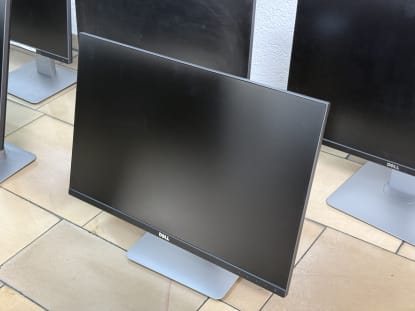 10 screens/monitors - Image 9