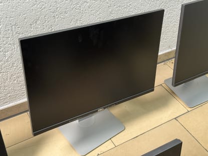 10 screens/monitors - Image 6