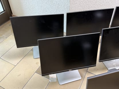 10 screens/monitors - Image 3