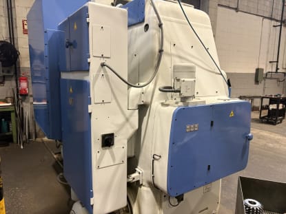 PFAUTER P630 Zahnrad-Abwälzfräsmaschine - vertikal - Image 3