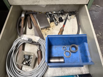 Werkbank mit Werkzeugwagen inkl Inhalt - Image 10