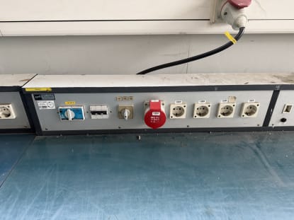 Industrial Workbench with Integrated Power Supply and Drawer Cabinets - Image 9