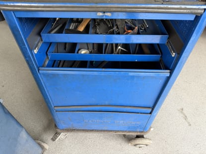 2 Tool Carts incl. Contents - Image 8