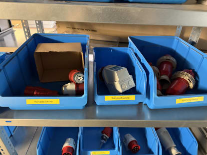 Posten Regale  mit Inhalt  - Image 7