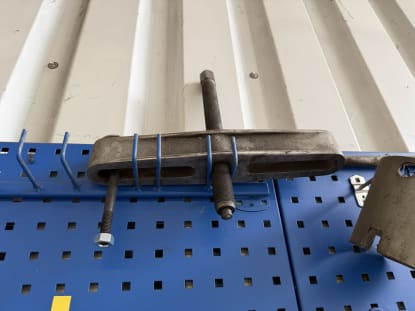 Perforated Tool Wall incl. Contents - Image 6