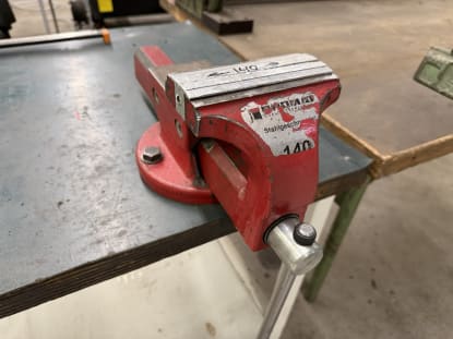 Two Workbenches - Image 8