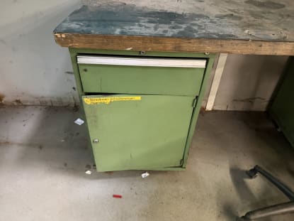 Workbench with Drawer Cabinet incl. Contents and Workshop Chair - Image 6