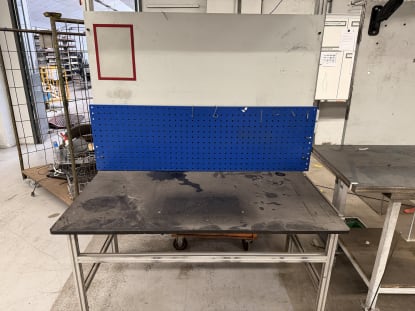 2 Stk Werkbänke mit Beleuchtung  - Image 3