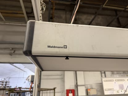 2 Stk Werkbänke mit Beleuchtung  - Image 4