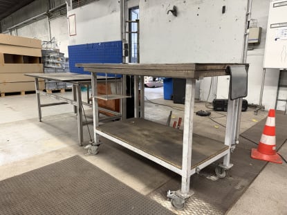 2 Stk Werkbänke mit Beleuchtung  - Image 8