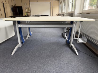 Ergo Pro Schreibtisch - Image 2