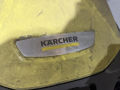 Kärcher Hand Sweeper - Image 3