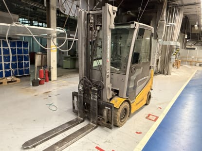 JUNGHEINRICH Electric Forklift - Image 2