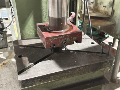 WMW PYE 5 Hydraulic Press - Image 6