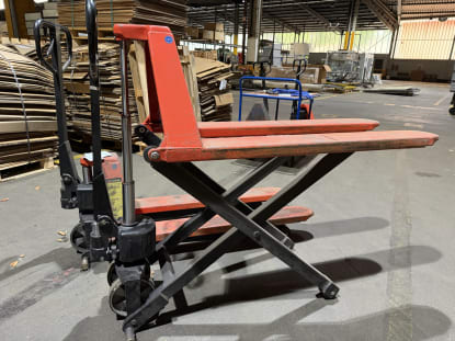Suffel STPL Hand Pallet Truck - Image 4