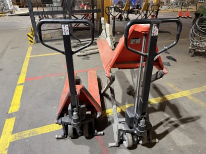 SCHEFER 1102010SLTM Hand Pallet Truck - Image 6
