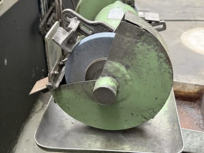 REMA DS12/250 Grinding Bench - Image 14