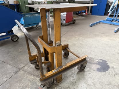 Scissor Lift Table - Image 6