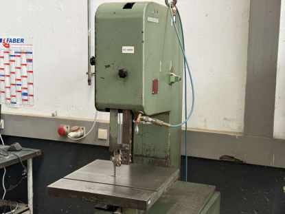 HESKA Vertical Metal Band Saw - Image 8
