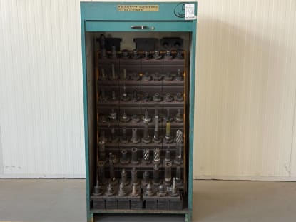 Werkzeugschrank mit Werkzeugen - Image 2