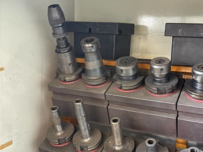 Tool cabinet with tools - Image 5