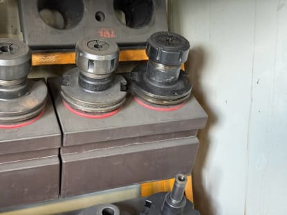 Werkzeugschrank mit Werkzeugen - Image 8