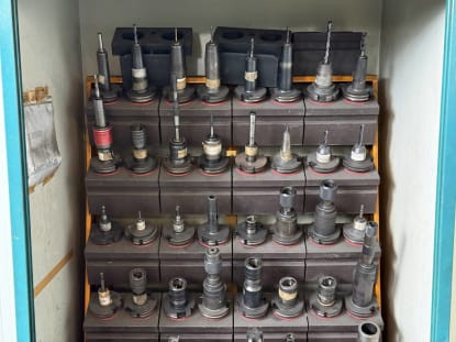 Werkzeugschrank mit Werkzeugen - Image 3