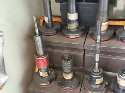 Werkzeugschrank mit Werkzeugen - Image 10
