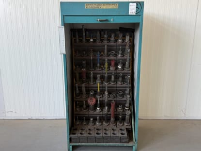 Tool cabinet with tools - Image 2