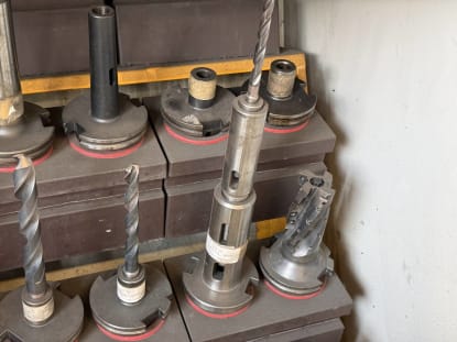 Werkzeugschrank mit Werkzeugen - Image 8