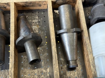 Schubladenschrank mit Inhalt - Image 39