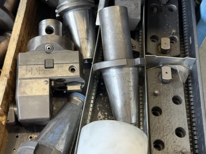 Schubladenschrank mit Inhalt - Image 43