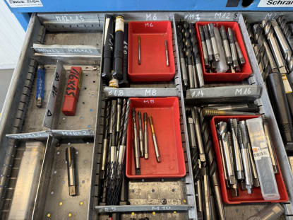 Schubladenschrank mit Inhalt - Image 4