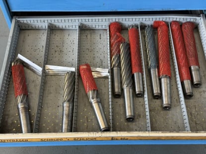 Schubladenschrank mit Inhalt - Image 53
