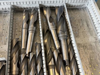 Schubladenschrank mit Werkzeugen - Image 47